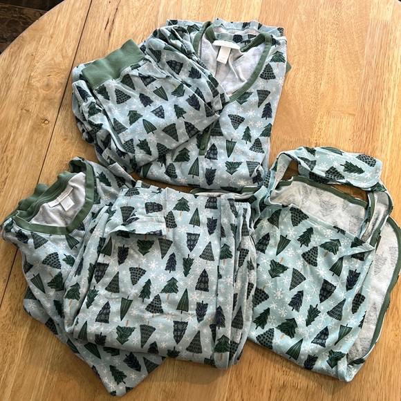 Other - Lauren Conrad Family Christmas PJ